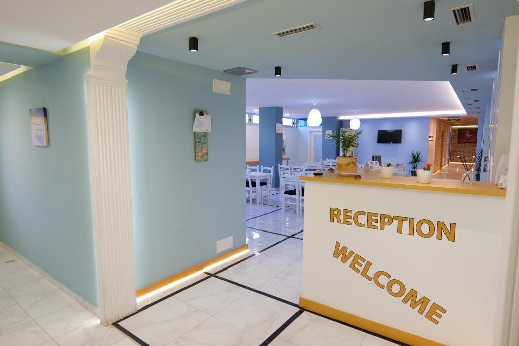 Oceanic Overview Suites Sarandë_9