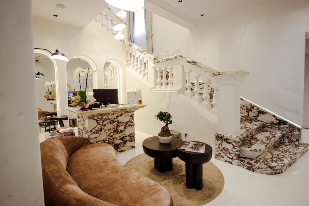 The Crown Boutique Hotel & SPA Tirana_5