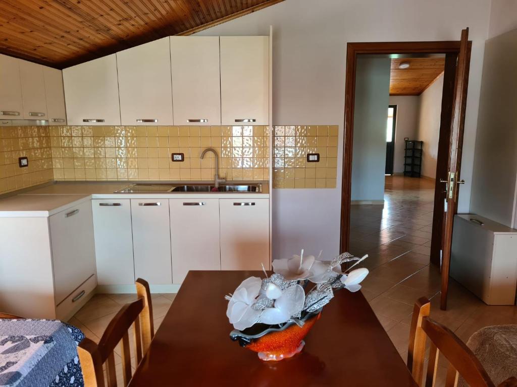 Bar Kafe Pjetri Guest House Paskuqan_13