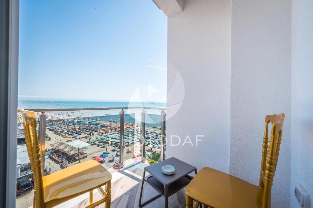 Vila One Beach Hotel Durrës_11