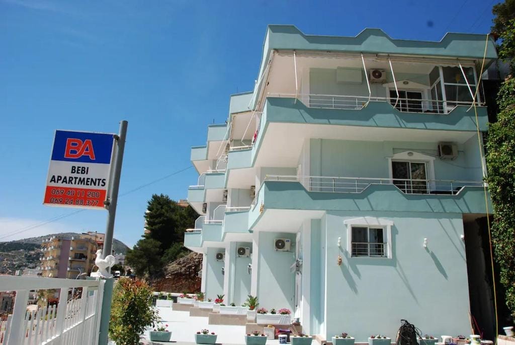 Bebi Hotel Dhe Apartamente Sarandë_8