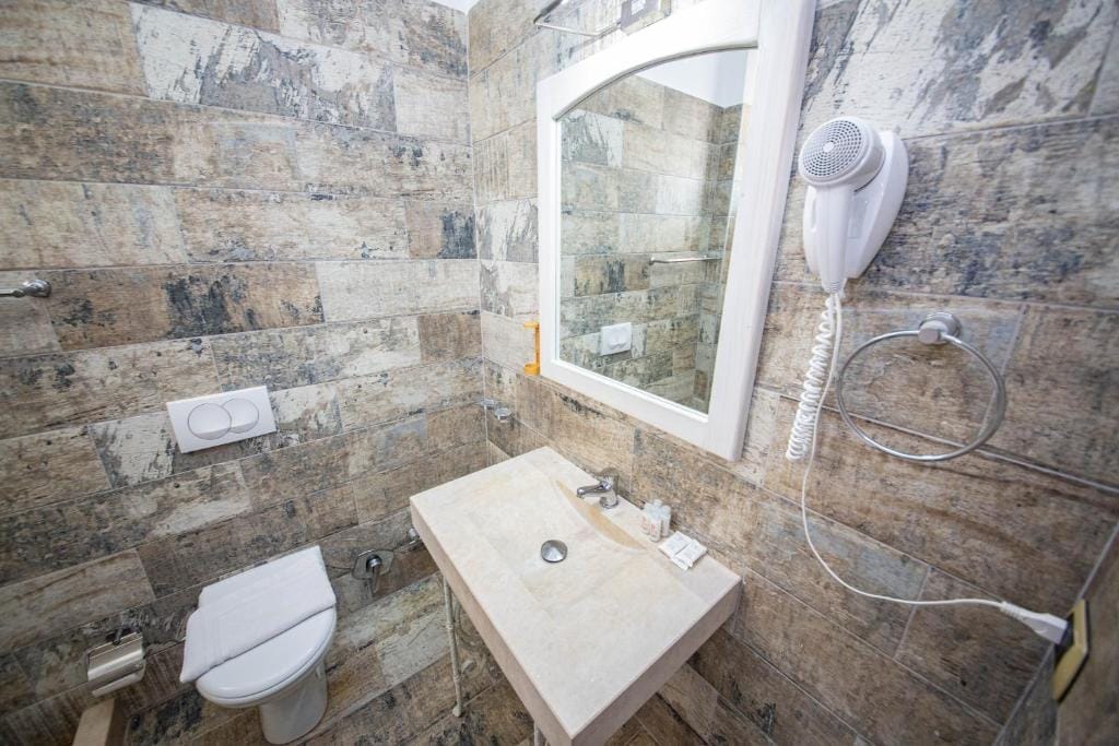 Hotel Sarajet e Pashait 1 Dhërmi_4