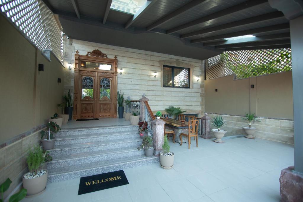 Vila Mariss Korçë_3