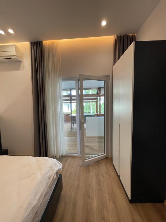 Ladi Rooms Tirana_6