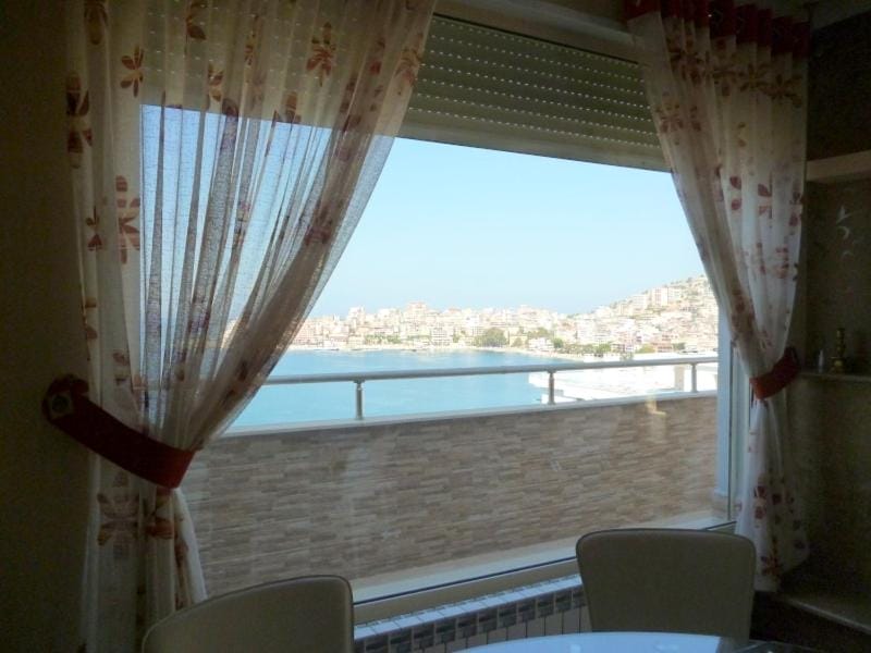 Penthouse- Paradise Apartment With Three Bedrooms Sarandë_9