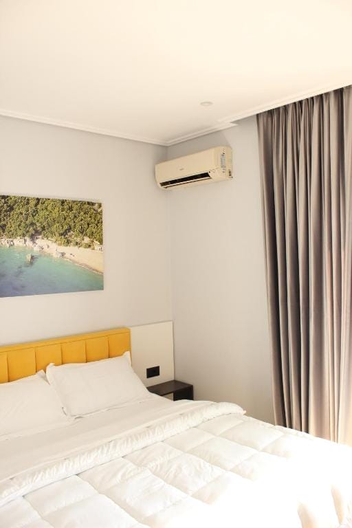 Bebi Hotel Dhe Apartamente Sarandë_6