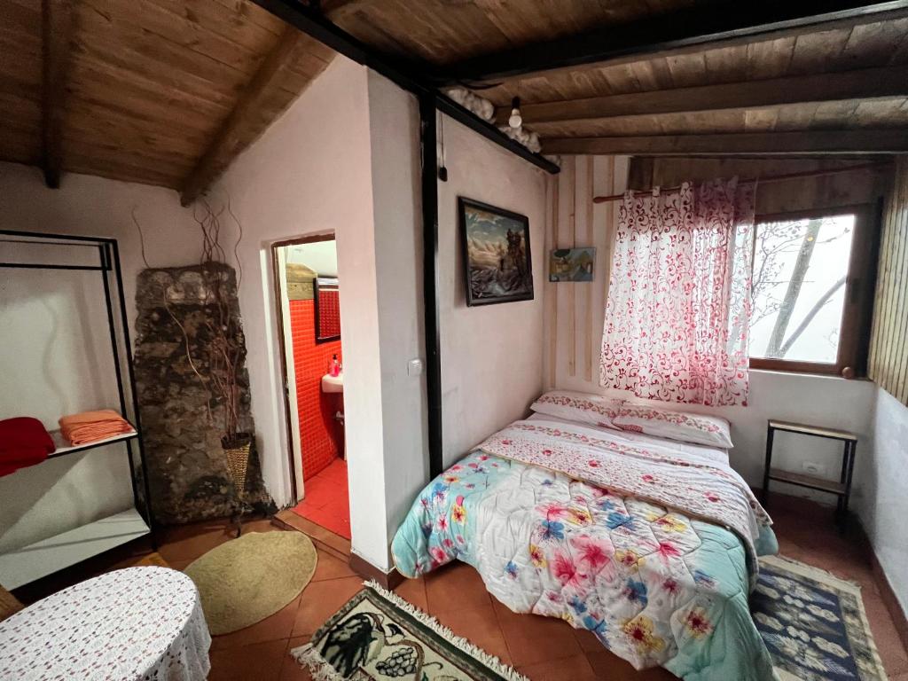 Rooms Nesti INSIDE OF CASTLE Krujë_2
