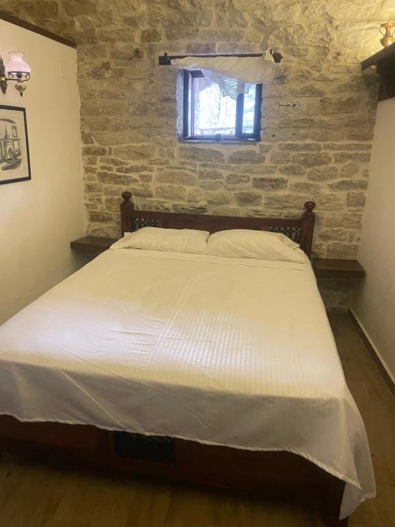 Konaku Guest house Gjirokastër_8