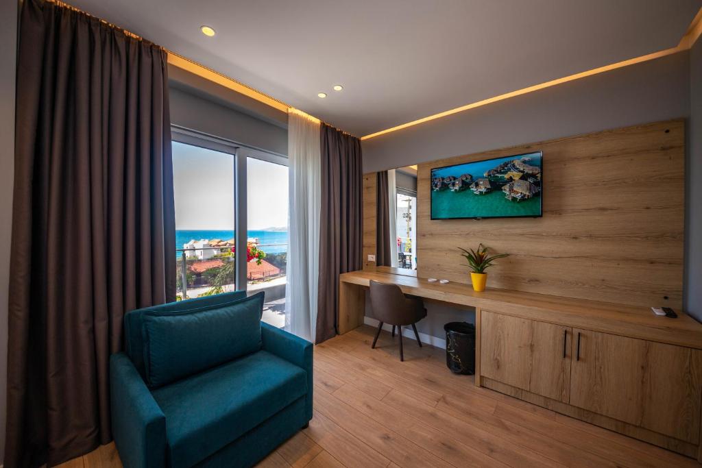 Azure Inn Hotel Sarandë_4