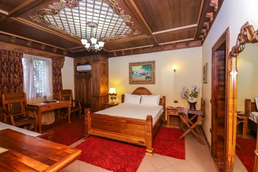 Brilant Antik Hotel Tirana_3