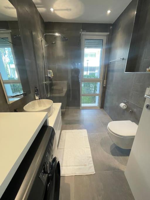 Luxury ground floor Apt with garden - Bay of Lalzi Durrës_3