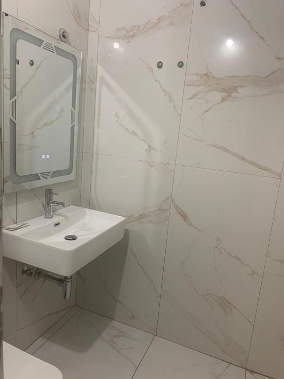 Hotel Kaloshi Tirana_7