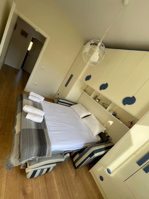 Apartament dielli ne zemer te Tiranes Tirana_9