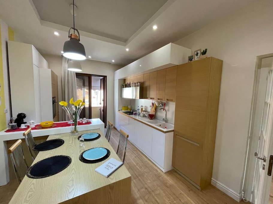 Apartament dielli ne zemer te Tiranes Tirana_4