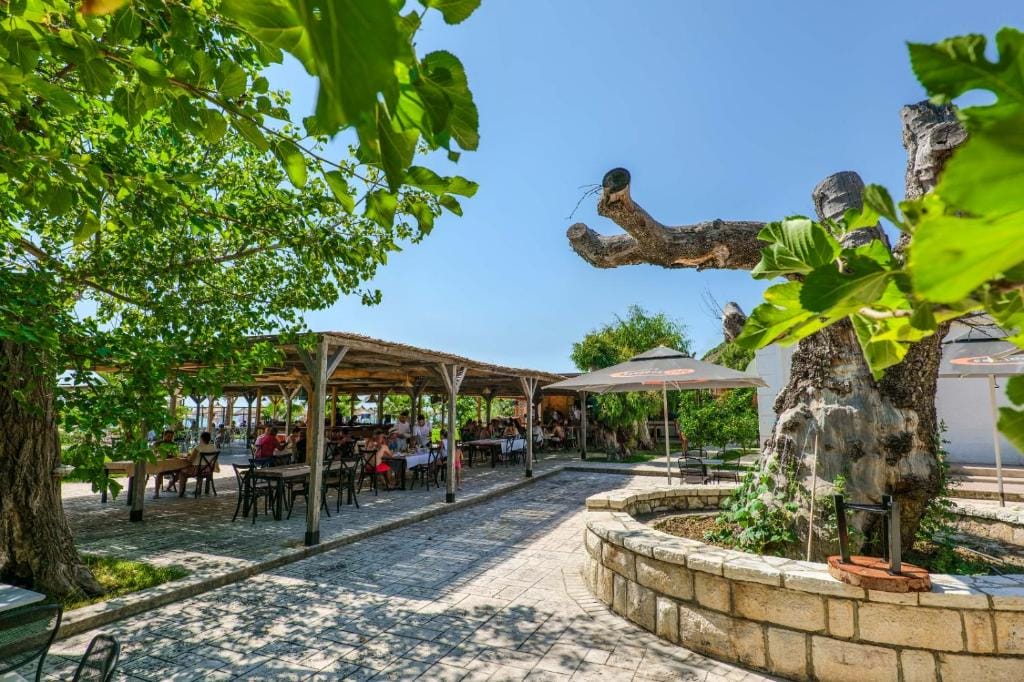 Bunec Beach Resort Piqeras_4