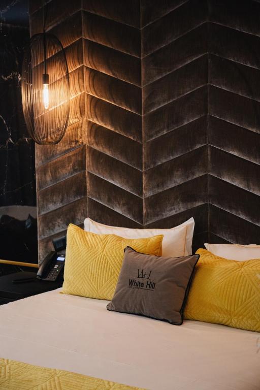 Hotel White Hill