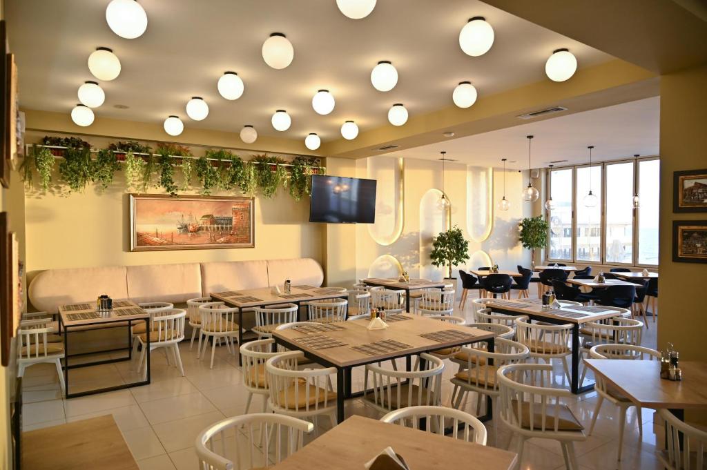 Hotel Zanzi Durrës_4