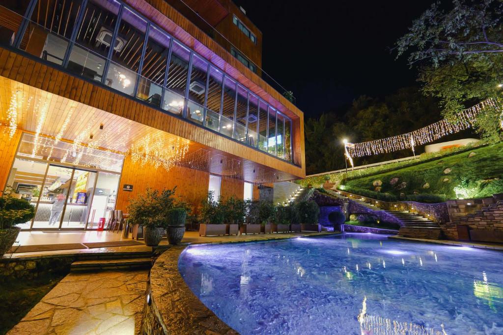 Hotel Uji Ftohte Tepelene Tepelenë_3