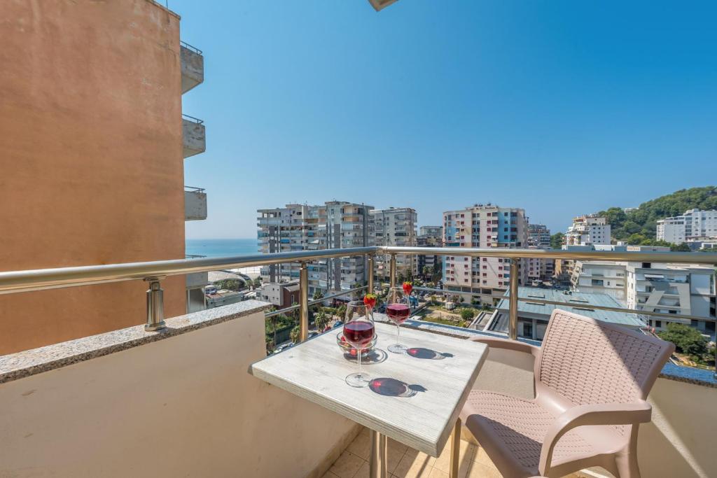 Lovely 2 Bedroom Apartment Durrës_5