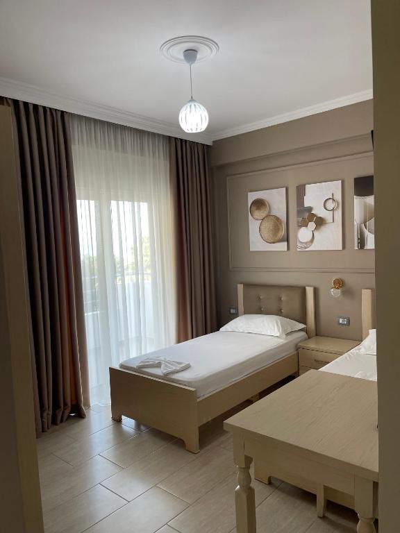 Durmishi Dhoma & Apartamente & Plazhi Sarandë_1