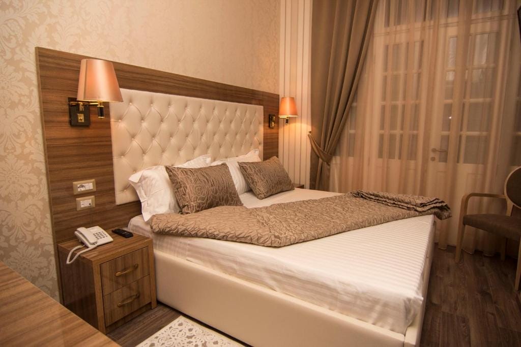 Hotel Boutique Restaurant Gloria Tirana_2