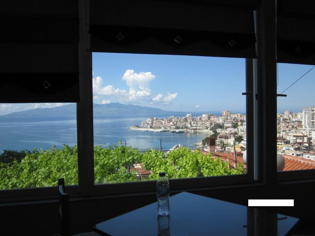 Guest House and Tavern Leo Sarandë_1
