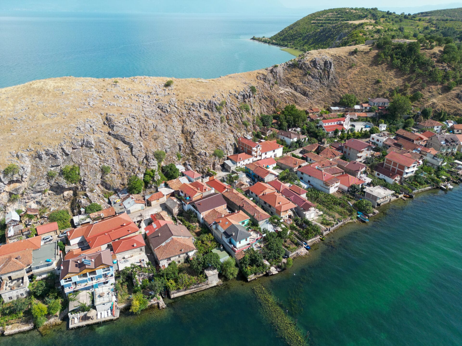 Lin Albania
