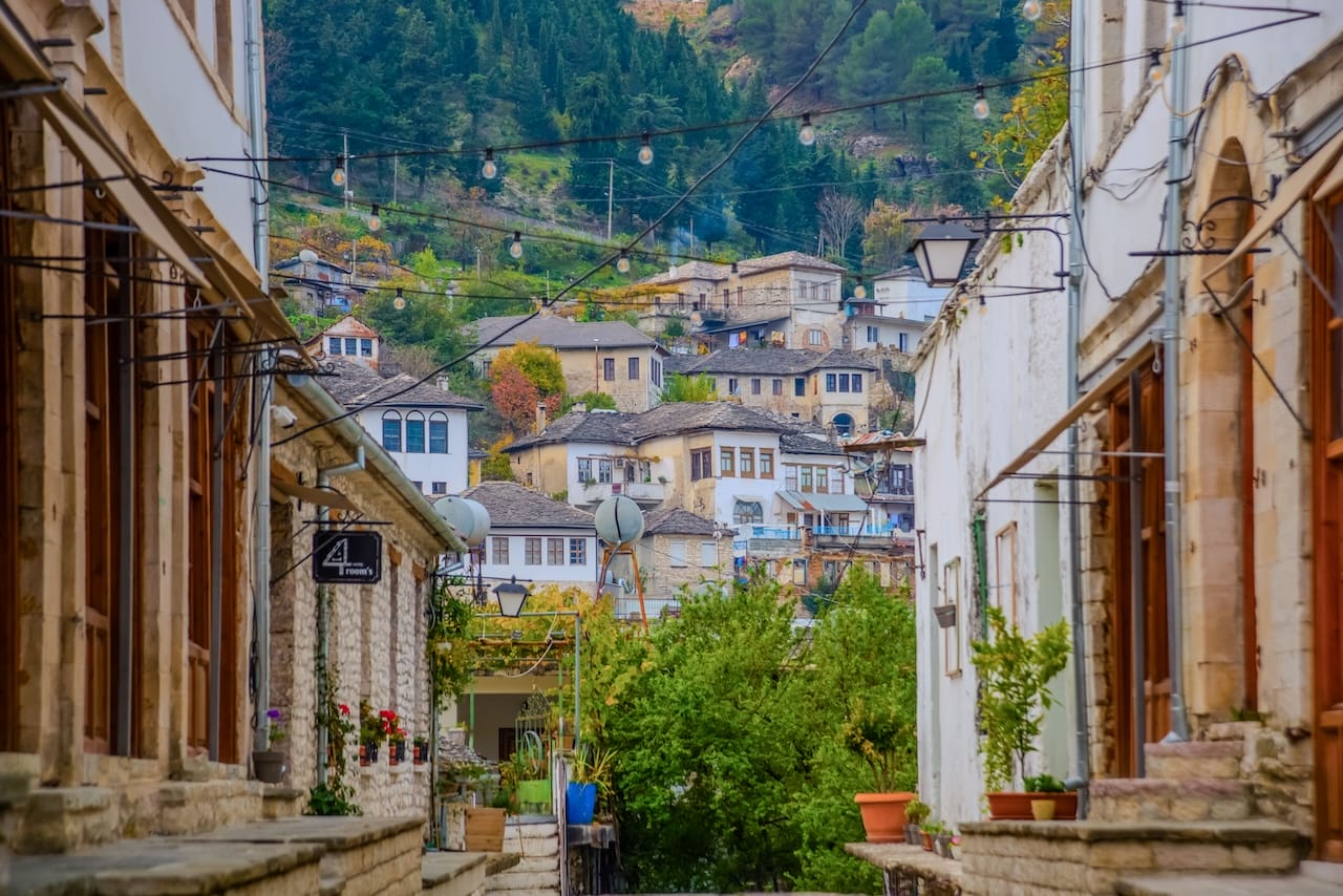 Gjirokastra 439970429